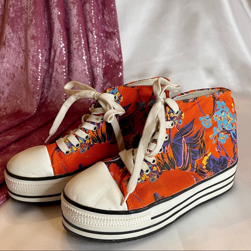 BDG Platform Floral Sneakers